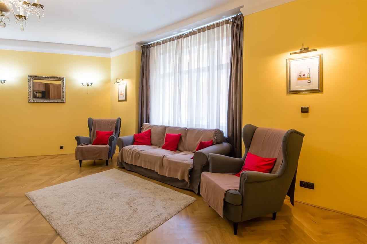 In Heart Of Prague - 2Br 2Ba Elegant Downtown Apt Zewnętrze zdjęcie