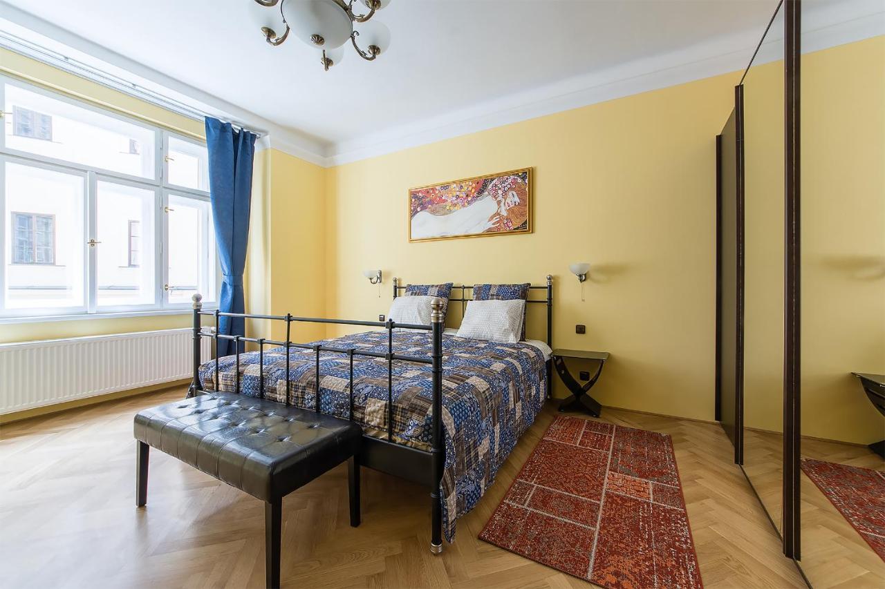 In Heart Of Prague - 2Br 2Ba Elegant Downtown Apt Zewnętrze zdjęcie
